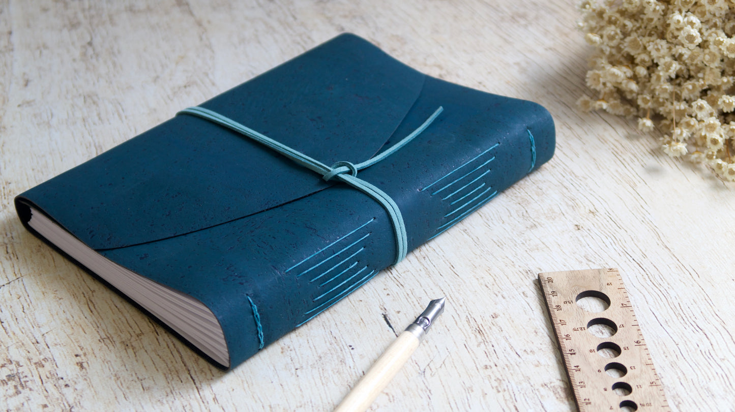 Carnet d'écriture format A5 – couverture en liège uni - couleur au choix