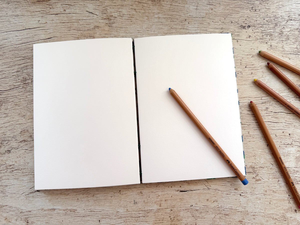 Carnet de croquis A5 paysage ou portrait - couverture au choix - reliure copte - fait main