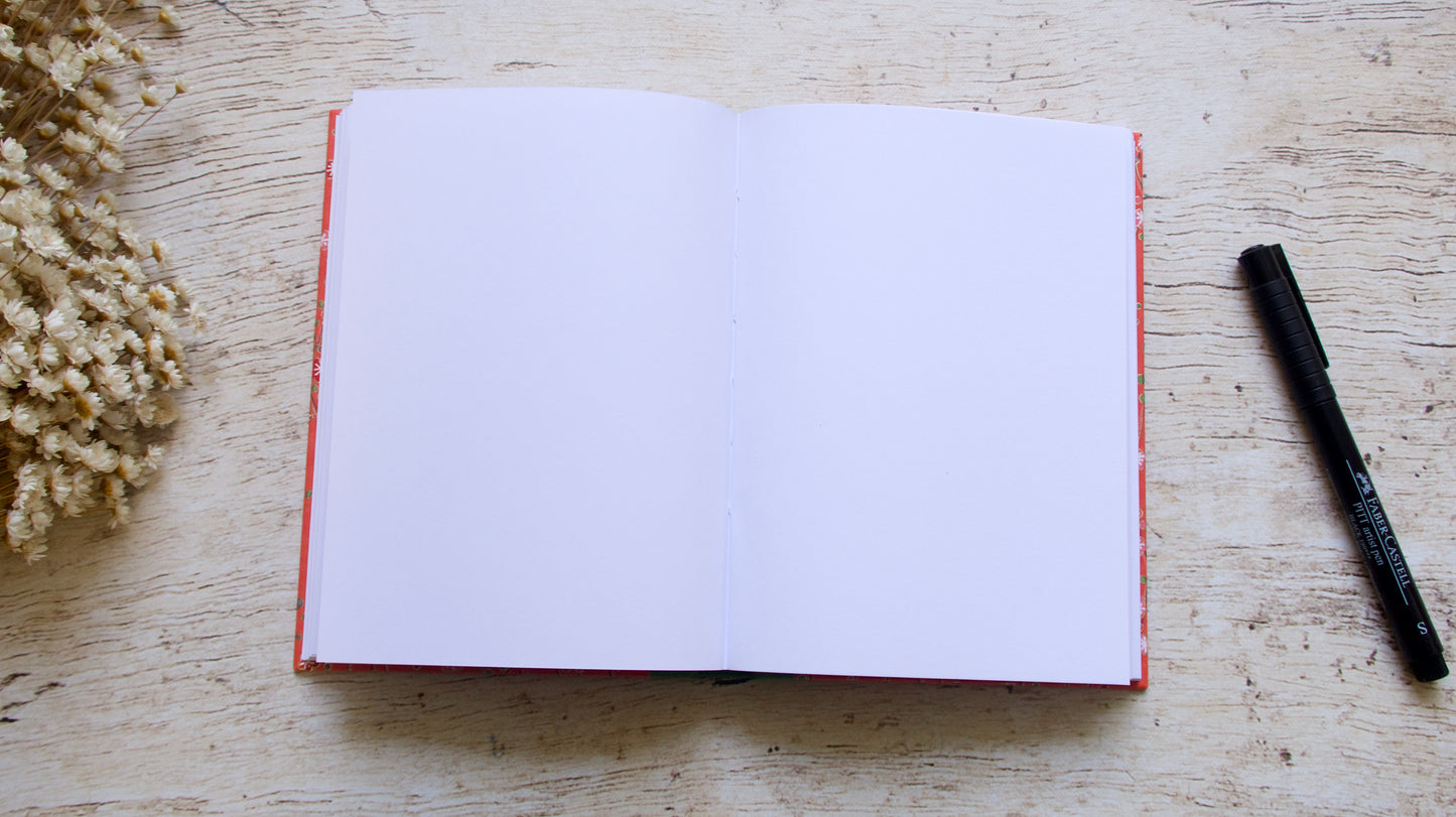 Carnet de notes format moyen personnalisable couverture rigide fait main
