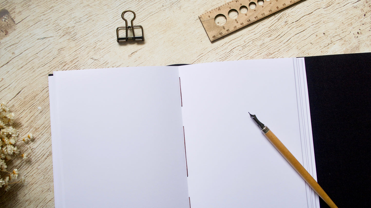 Carnet d'écriture A5 personnalisable couverture liège fait main