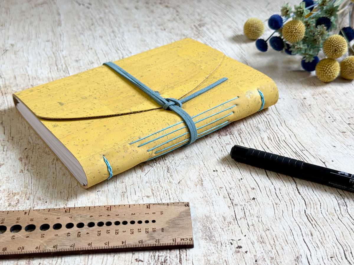 Carnet d'écriture format B6 – couverture en liège uni au choix