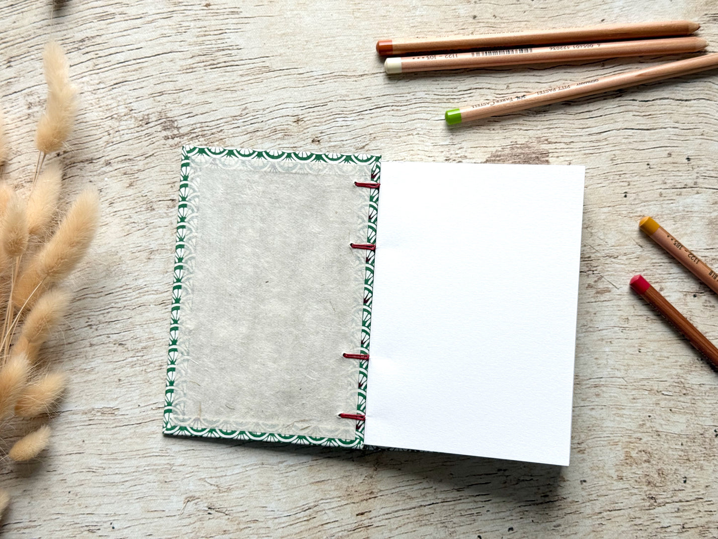 Carnet de croquis A6 portrait – reliure copte – fait main - Chrysanthèmes de mer