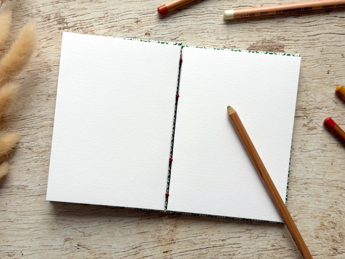 Carnet de croquis A6 portrait – reliure copte – fait main - Chrysanthèmes de mer