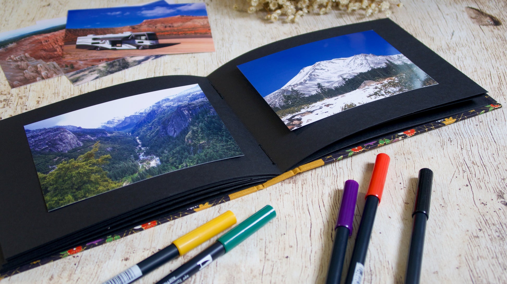 Album photos A5 paysage personnalisable – couverture papier japonais et dos toile – reliure long stitch