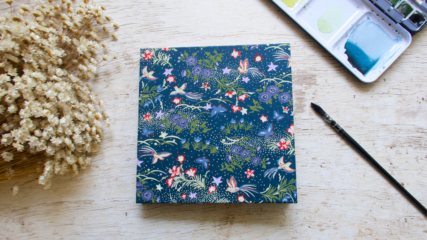 Carnet d'aquarelle carré 15 cm personnalisable fait main, papier au choix 300 g, reliure copte, fabriqué sur commande