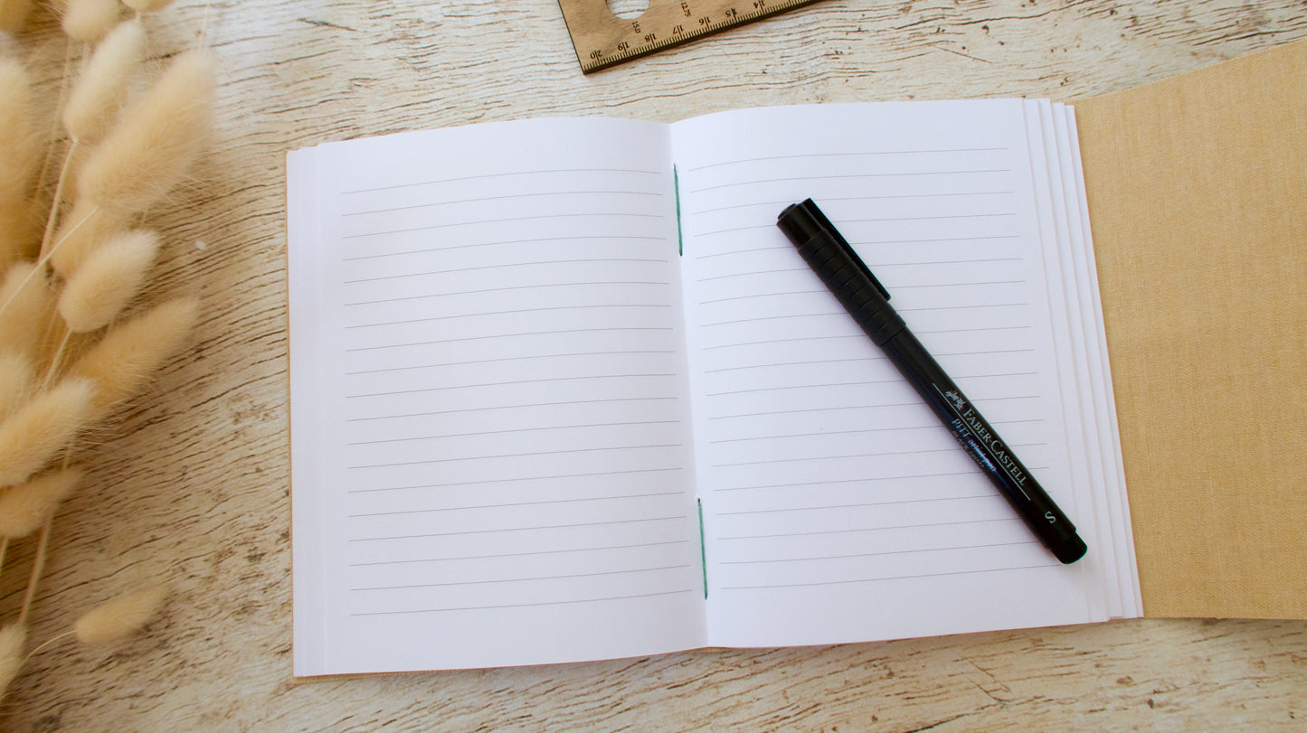 Carnet d'écriture B6 personnalisable couverture liège fait main