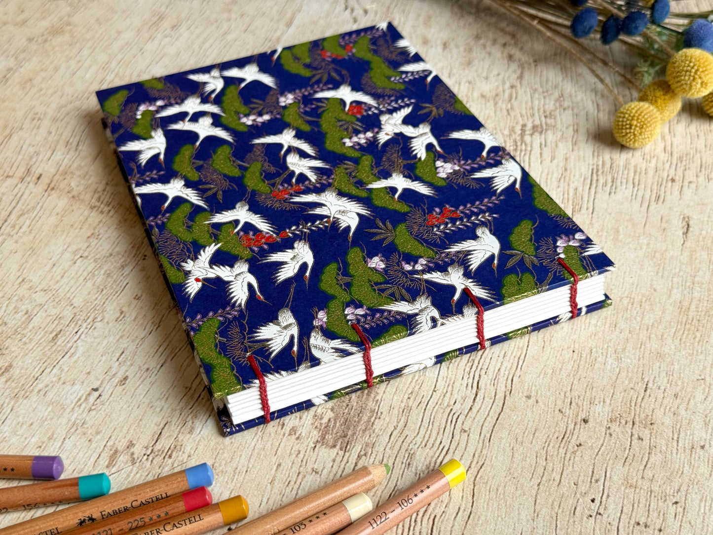 Carnet de croquis A5 paysage – reliure copte – fait main - Grues pins japonais glycines