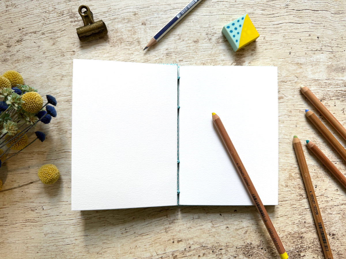 Carnet de croquis A6 paysage ou portrait - couverture au choix - reliure copte - fait main