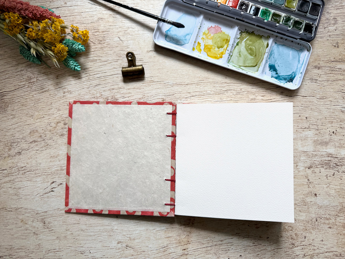 Carnet d’aquarelle carré 15 × 15 cm - Papier Arches - Lune sanguine