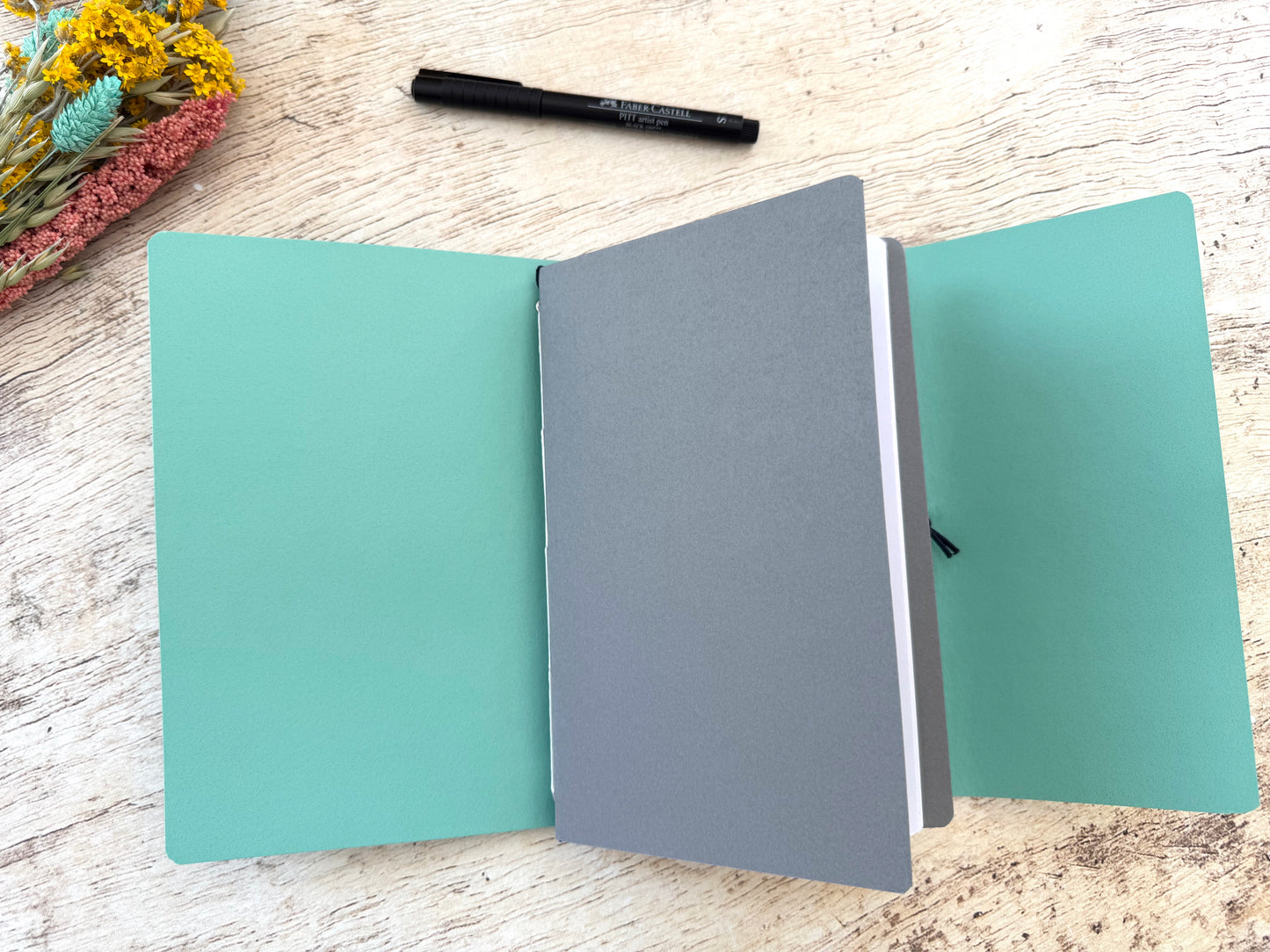 Carnet rechargeable fait main en matière végétale à base de pomme, couleurs et formats au choix