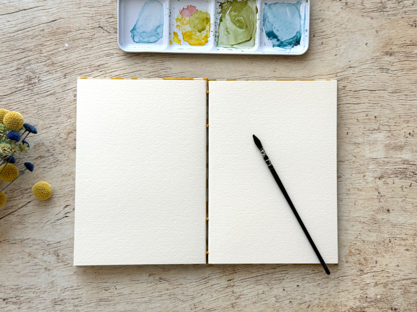 Carnet d'aquarelle A5 personnalisable fait main, papier au choix 300 g, reliure copte, fabriqué sur commande