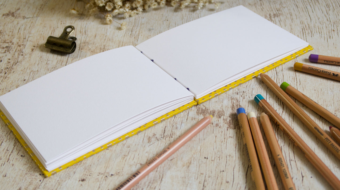 Carnet de croquis personnalisable fait main, reliure copte, format A5 ou A6 paysage